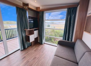 Luxury Pod image