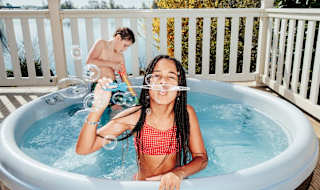 Hot tub bubbles and bubbles