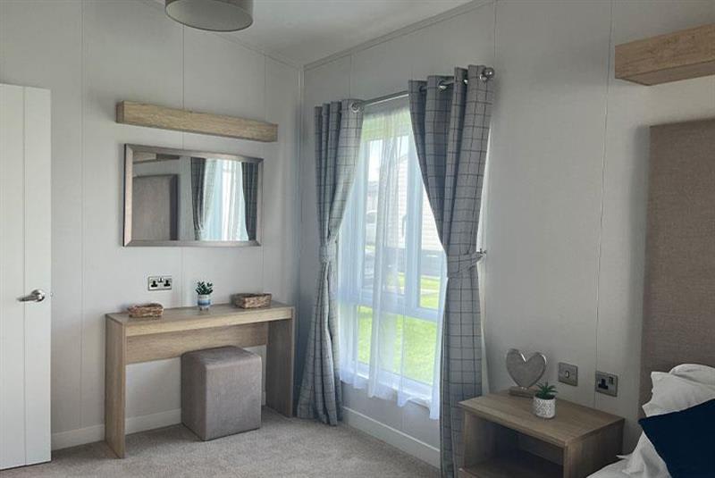 property gallery image 7