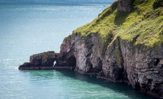 Hooken Cliffs image