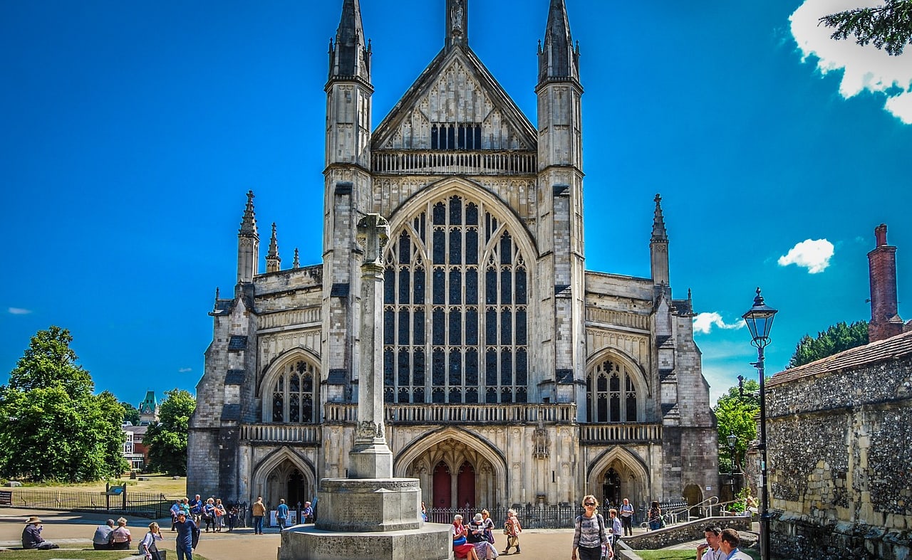 Winchester Cathedral Christmas Market image