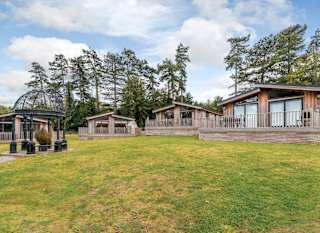 Retreat Lodge 4 image