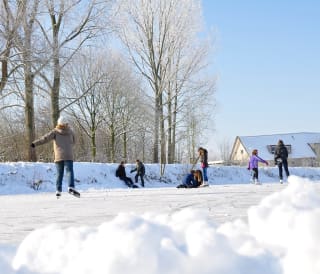 Top 20 Best Outdoor Christmas Activities