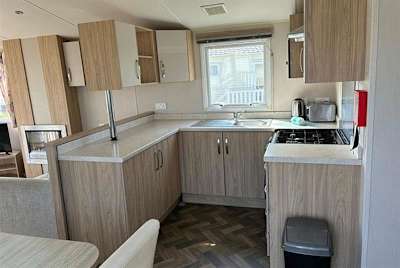 Brockenhurst image