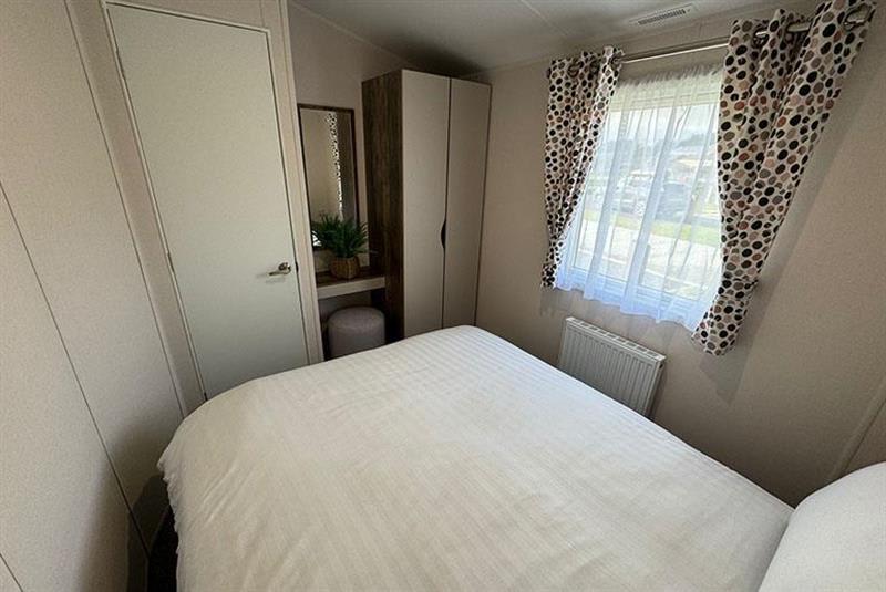 property gallery image 7