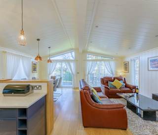 Retreat Lodge