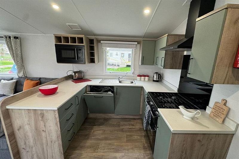 property gallery image 3