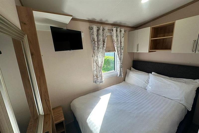 property gallery image 6