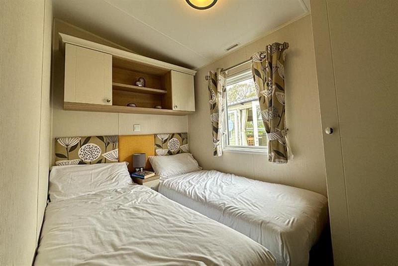 Lyndhurst image