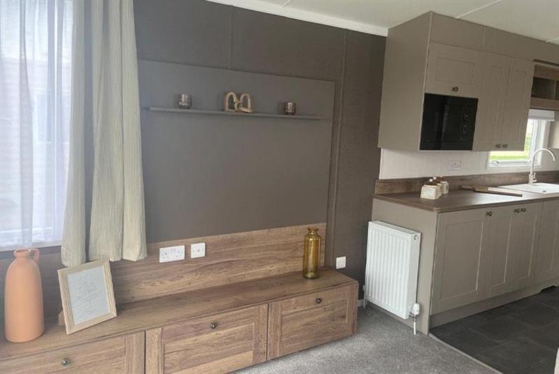 property gallery image 2