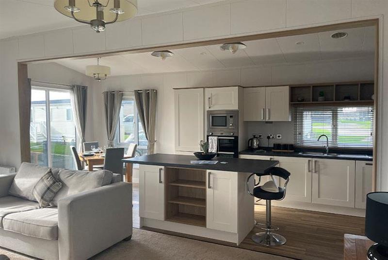 property gallery image 4