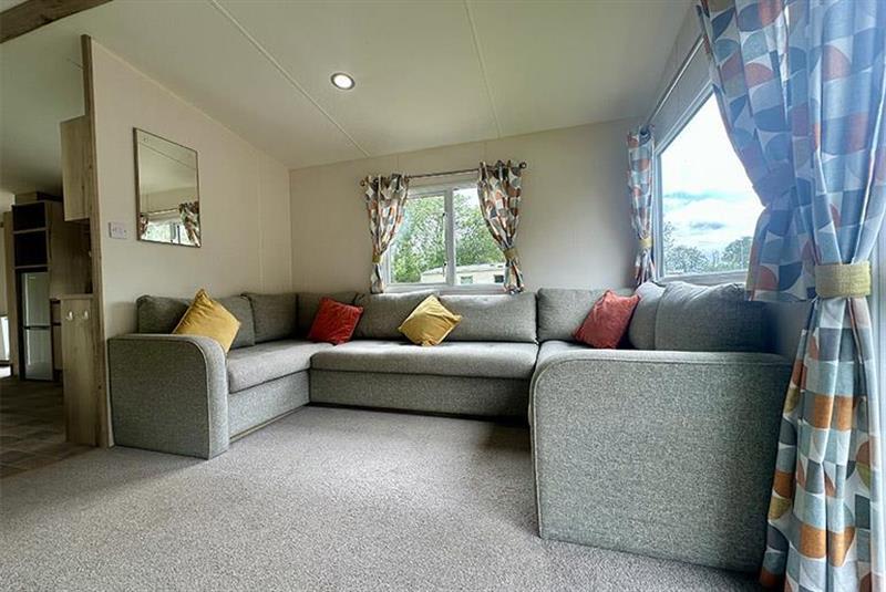 property gallery image 1