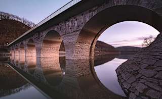 Perth Bridge image