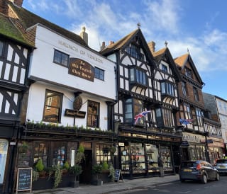 Top 12 spots for shopping in Hampshire
