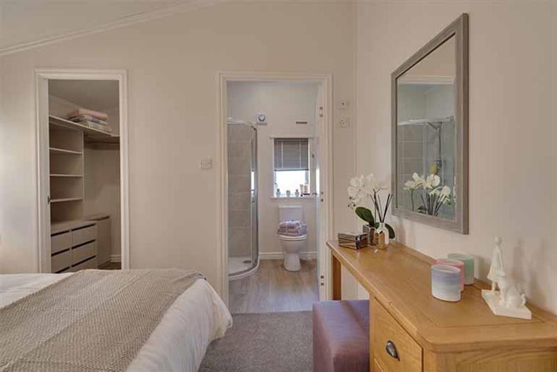 property gallery image 6