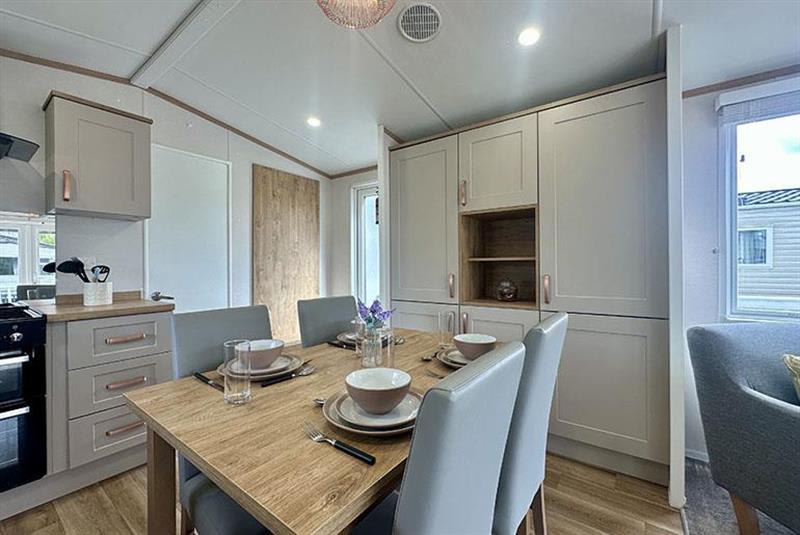 property gallery image 4