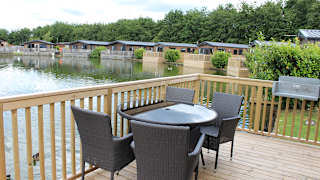 Acacia Waterside Lodge image