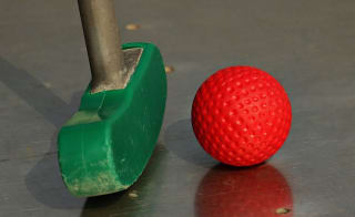 Caddyshack Indoor Crazy Golf image