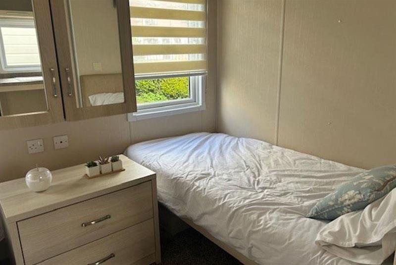 property gallery image 7