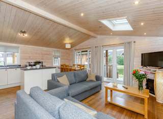 Fir Tree Waterside Lodge image