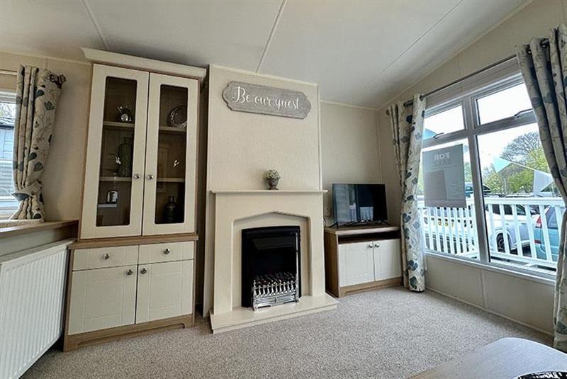 Lyndhurst image