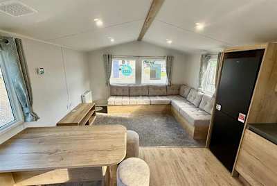 Ellerton Extra image