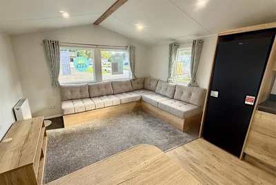 Ellerton Extra image