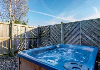Outdoor private hot tub