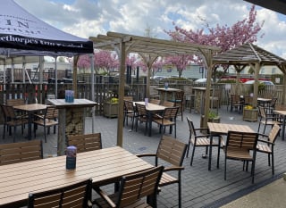 Buckets Sports Bar and Restaurant image