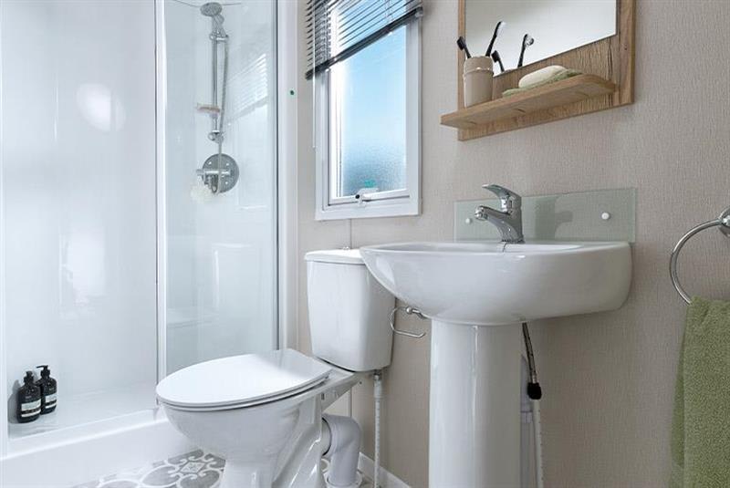 property gallery image 6