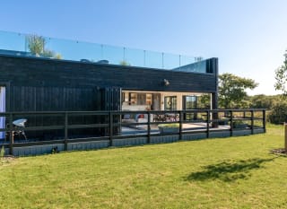 Roof Terrace Luxury Lodge image