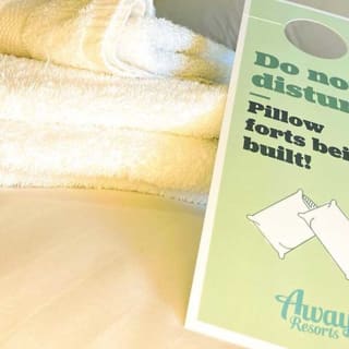 Pillows & linen included