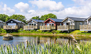 Meadow Lakeside Lodge image