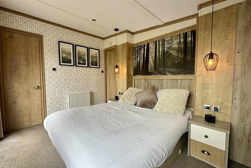 property gallery image 4