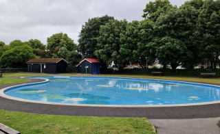 Redhill Park paddling pool image