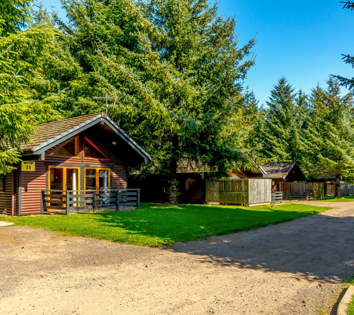 Piperdam Lodges image