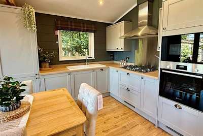Foresters Lodge image