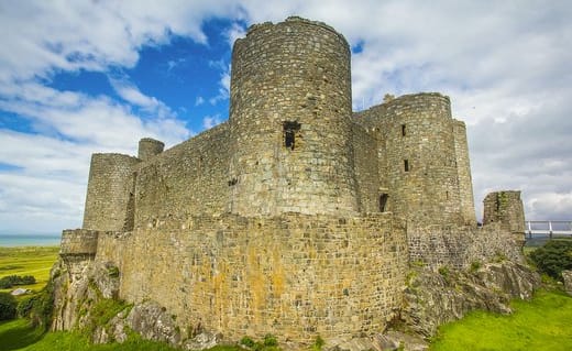 Caernarfon castle image