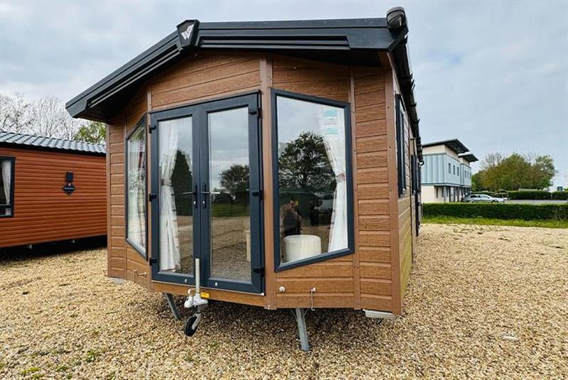 property gallery image 1