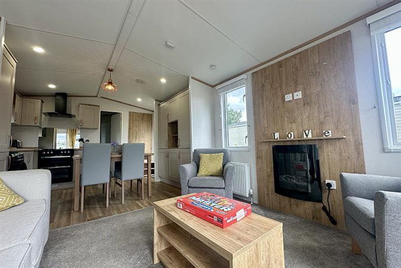 property gallery image 2