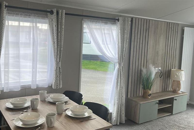 property gallery image 2