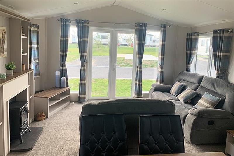 property gallery image 1