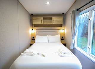 Rowan Waterside Lodge image