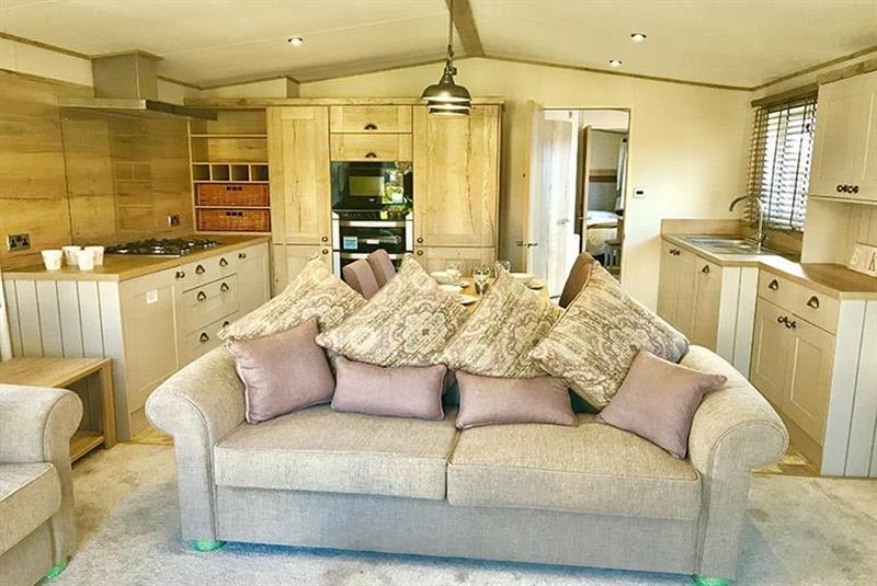 property gallery image 1