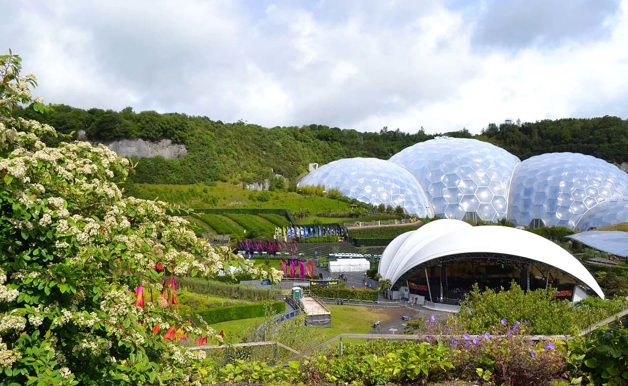 The local and well known Eden Project in Cornwall, a perfect place to visit on your Cornwall trip. image