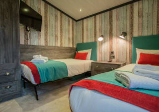 Comfortable twin beds with pillows & linen included