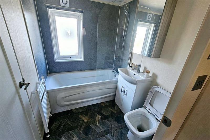 Superior Lodge image