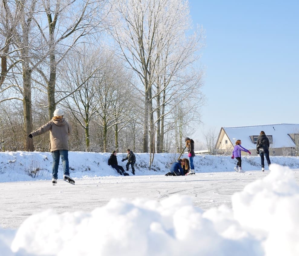 Top 20 best outdoor Christmas activities