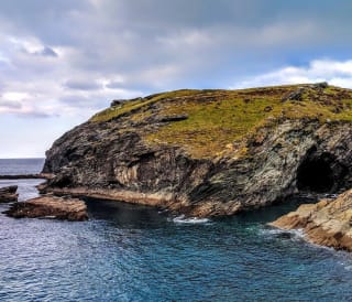 Cornwall Coves Guide