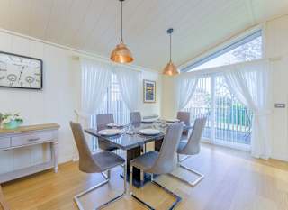 Retreat Lodge 4 image